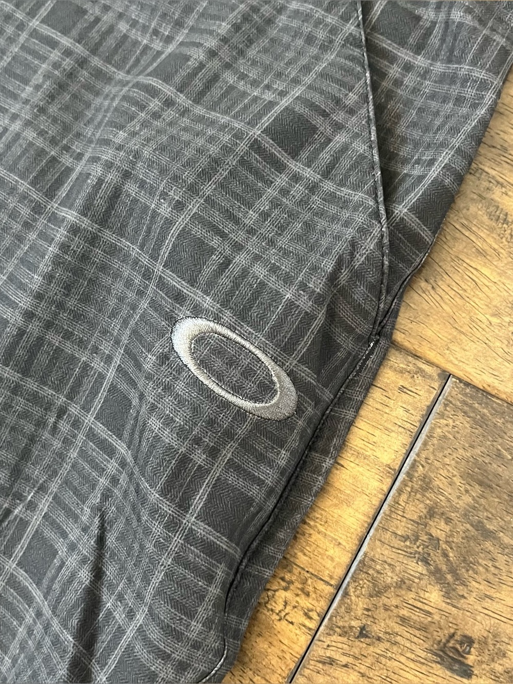 Vintage Baggy Plaid Oakley Pants #Baggy #Oakley #Plaid